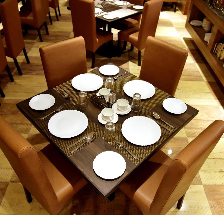 Hotel Crystal Grand Haldwāni 외부 사진